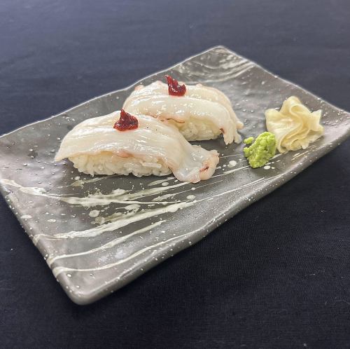 章魚握壽司醃梅