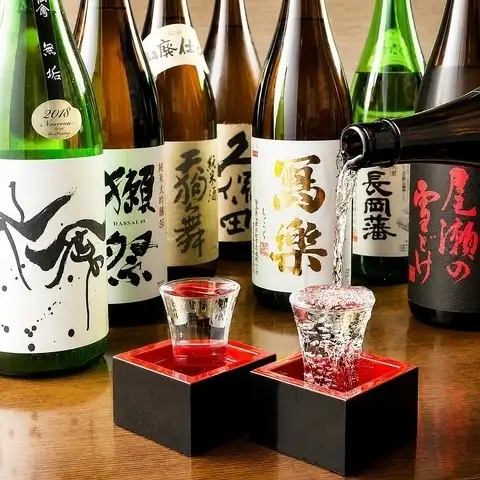昼飲みもおすすめ◎厳選地酒やカクテルなど種類豊富にご用意！