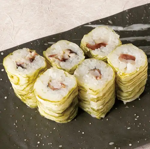 しめ鯖昆布巻き