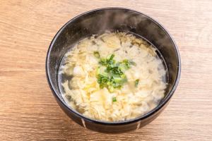 卵スープ/ワカメスープ