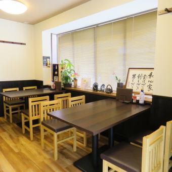[3-4 table seats × 2] "Available for 3-4 people" Good to spend leisurely! Good to spend lively lively! 最大 Up to 10 people can also be used It is recommended for a meal or work drinking party with a good friend!