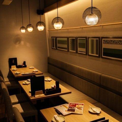 The calm atmosphere of the store is perfect for private occasions.It can be used in a wide range of scenes, such as dates, anniversaries, drinking parties with friends, etc.