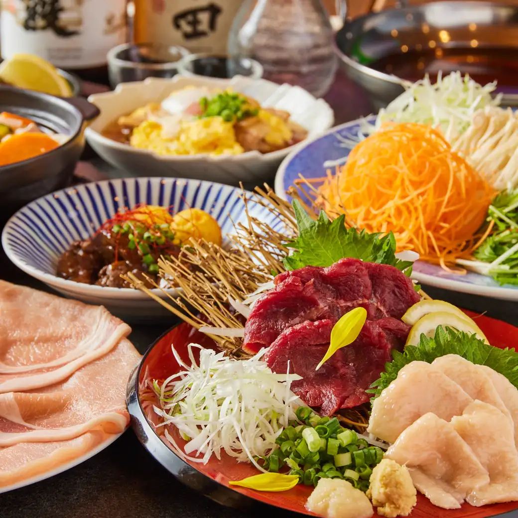 We recommend our horse meat dishes, a specialty of our restaurant, as well as Sapporo's famous Jingisukan (grilled lamb)!