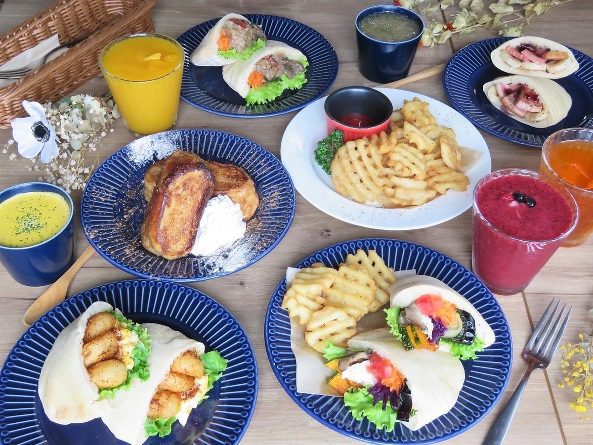 シープ Cafe Bar Gallery 公式