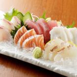 Five kinds of sashimi