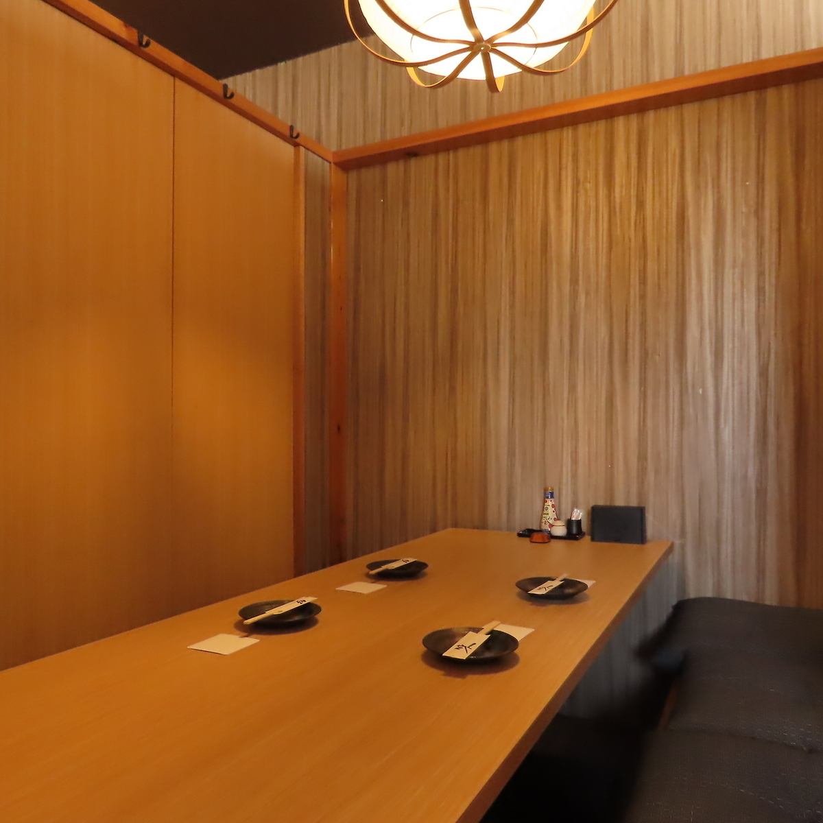 少人数から大人数まで収容できる完全個室！大型宴会予約大歓迎