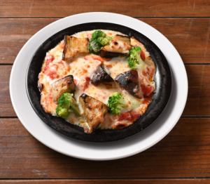 茄子ととろけるモッツァレラのトマトドリア