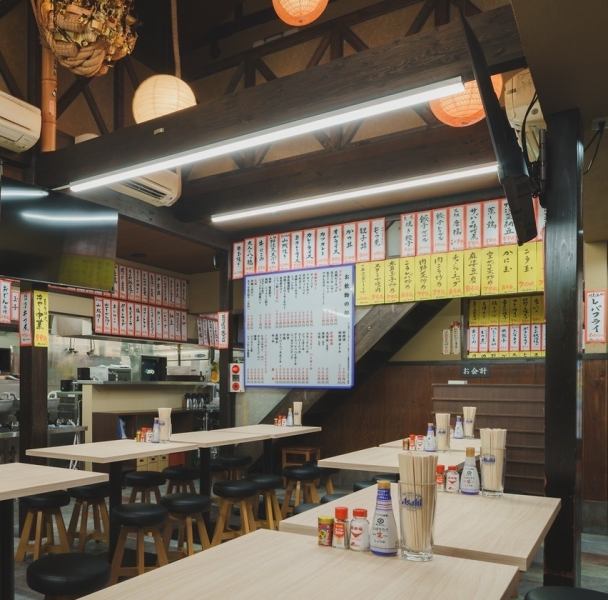当店は、粋な空間と酒場メシが楽しめるネオ大衆酒場です☆ 雰囲気は抜群で、モダンな内装が特徴です。落ち着いた雰囲気の中で、リラックスしながら風情ある酒場メニューをお楽しみいただけます。こだわりの料理や豊富なお酒を取り揃え、お客様の心を満たす至福のひとときを演出いたします。ぜひご利用ください。