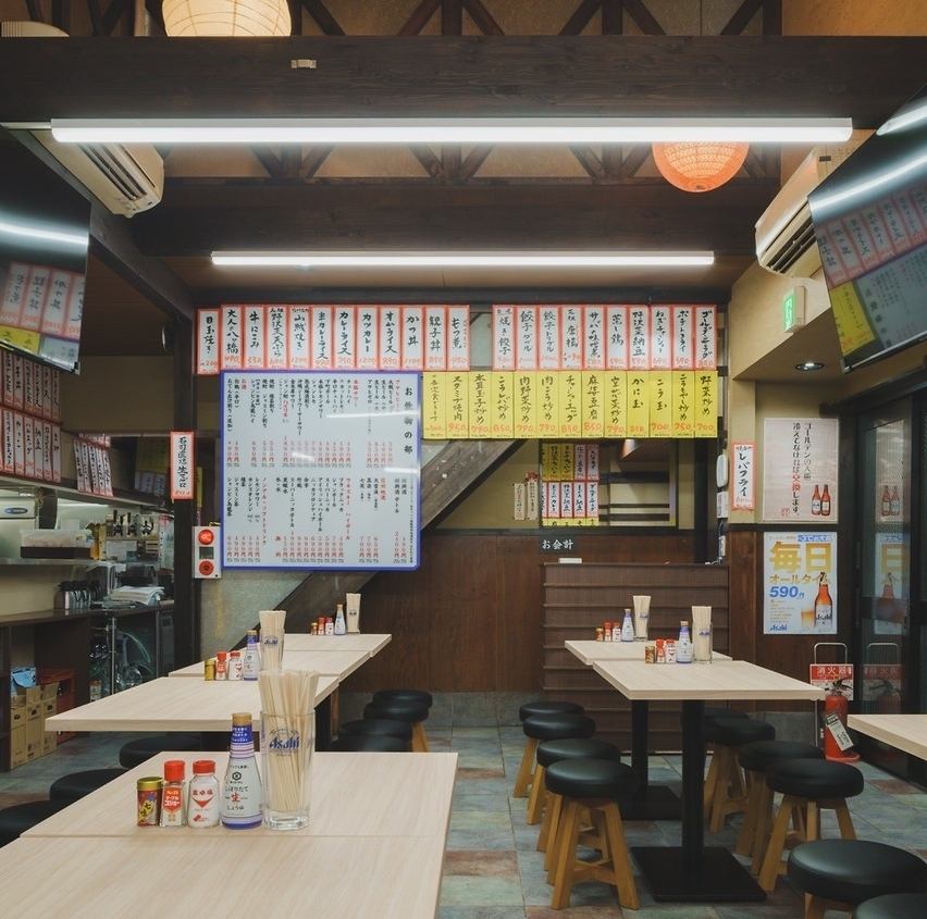 昭和と信州が交差する、月島の社交場