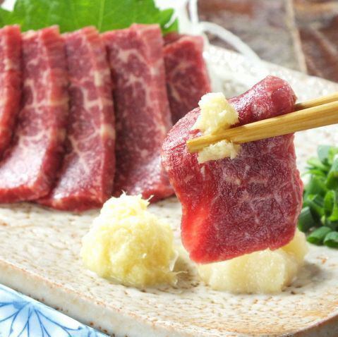 昭和と信州が交差する、月島の社交場