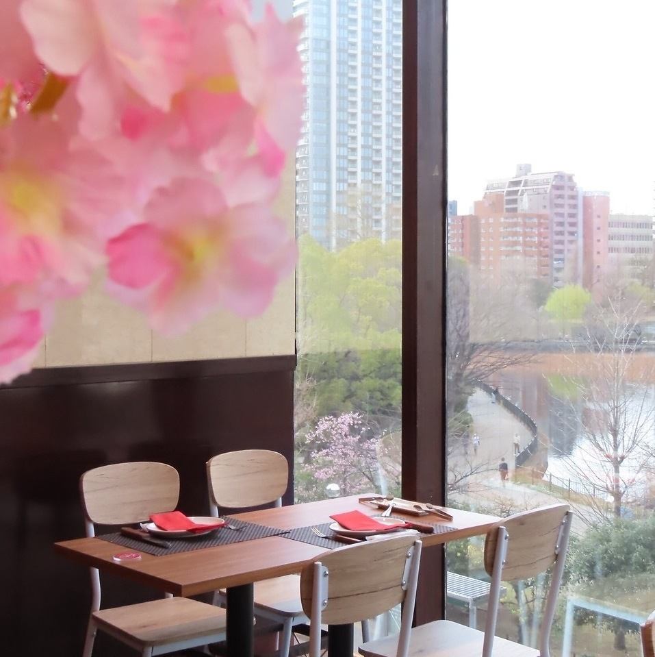 シュラスコとビールをお花見と共に楽しむ♪