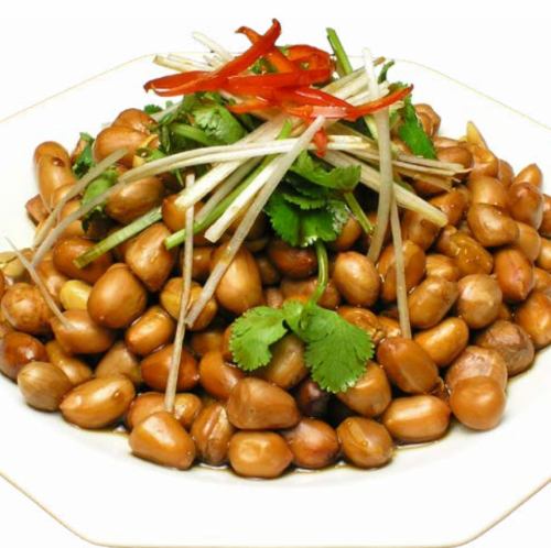 ピーナッツの黒酢和え