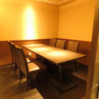 【可承办大型宴会】餐厅共有62个座位。我们还接受大型宴会的包场预订,请随时联系我们。