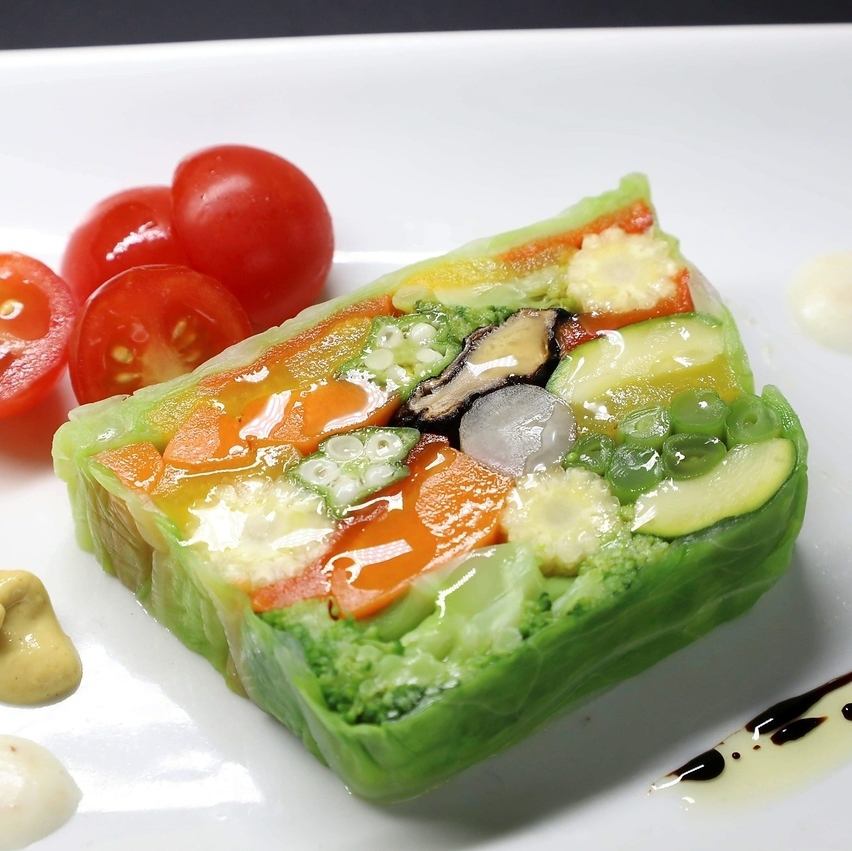 古民家をリノベーションした当店はビストロ料理とナチュラルワインをご用意してます♪