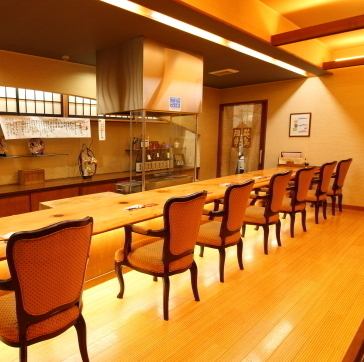 【感染症対策を徹底◎】換気や消毒はもちろん、個室には換気設備を設置するなど感染症対策も徹底しております。清潔感あふれる店内で、絶品名古屋コーチン料理をお楽しみください。