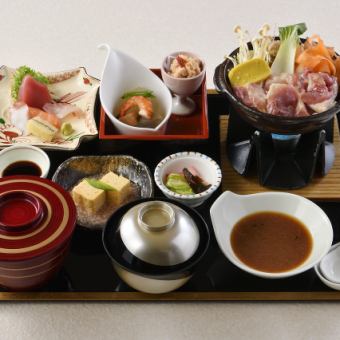 コーチンピリ辛味噌鍋御膳
