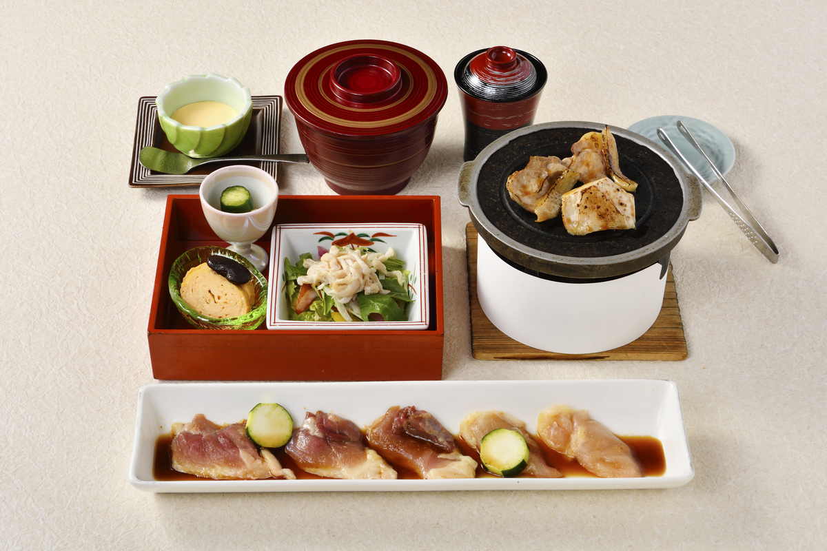 団体　昼食メニュー　名古屋コーチン　ご当地グルメ　旅行会社　