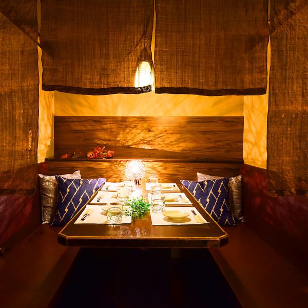 《多治見駅前×個室居酒屋》ゆったりお寛ぎいただける個室空間をご用意…♪会社宴会・飲み会の他、女子会・誕生日会などプライベート利用も大歓迎◎お料理はお刺身・焼き鳥など定番の居酒屋メニューを種類豊富にご用意しております!!多治見駅周辺でお店をお探しなら当店で☆