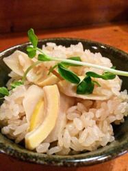 Bamboo-cooked rice