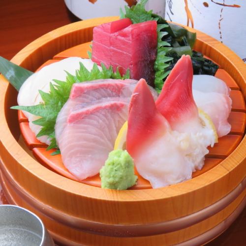 豊洲市場から毎日届く新鮮鮮魚を使用した魚料理