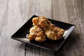 マルキン醤油唐揚げ 極(3個)
