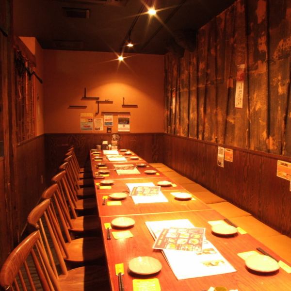 各種宴会にご利用いただけるようなお席をご用意しております。ご希望のお席やシーン等ご相談いただければ、ご要望に合うお席をご提案させていただきます。（ご予約状況によってはご案内できない場合のあります。ご了承ください。）