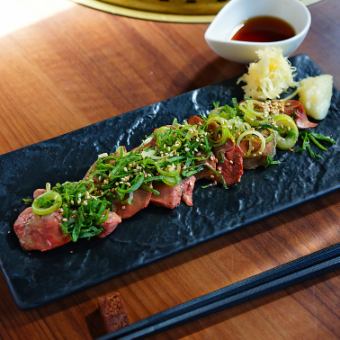 濃厚鶏白レバ刺し