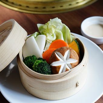 季節野菜のせいろ蒸し