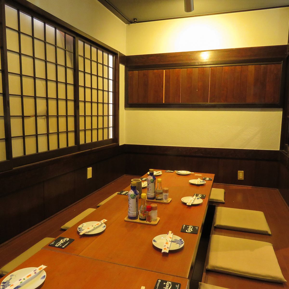 We will prepare a private room according to the number of people.There is also a tatami room with a sunken kotatsu.