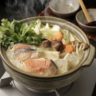 3 hours of all-you-can-drink included (Choose your hotpot) Hokkaido Ishikari hotpot or Hakata motsunabe! 9 dishes including freshly delivered sashimi, 6,500 yen → 5,500 yen