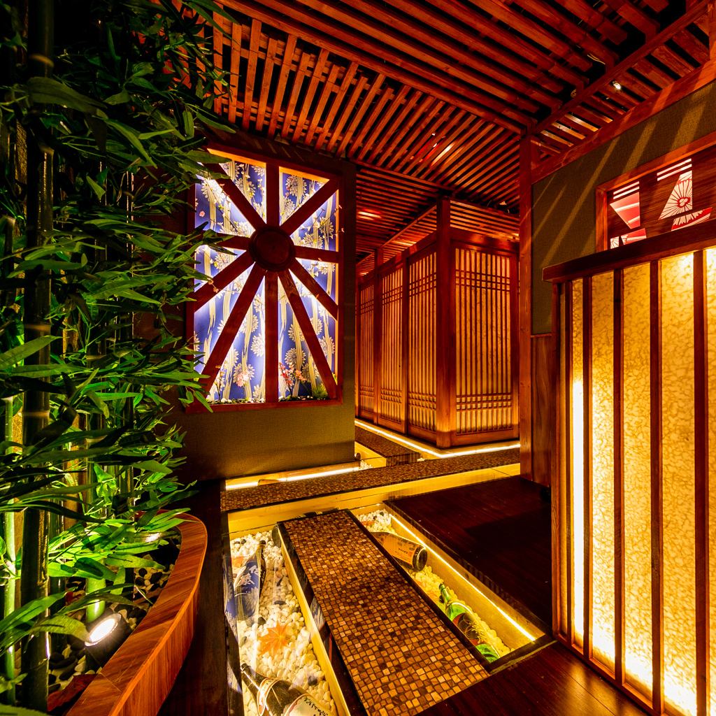 大人の遊び心漂うデザイナーズ空間で肉料理をお楽しみください♪