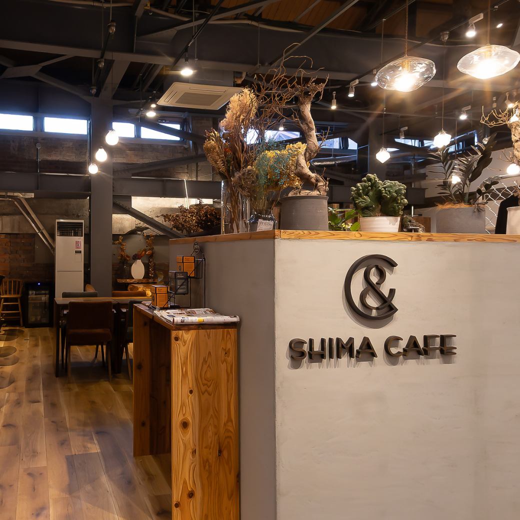 カフェ利用はもちろん、終日アルコールも提供しております◎お気軽にどうぞ♪