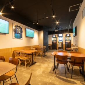 【大人数での貸切もOK】倉敷駅直結で集まりやすく好立地にある当店は、貸切でのご利用で最大80名様まで収容可能！各種宴会やパーティー・結婚式の2次会・1.5次会にもピッタリな空間です。パーティを盛り上げる、大型プロジェクターやマイク・音響などの設備も充実！特別なお祝いやイベントを、思い出深いものにしましょう♪