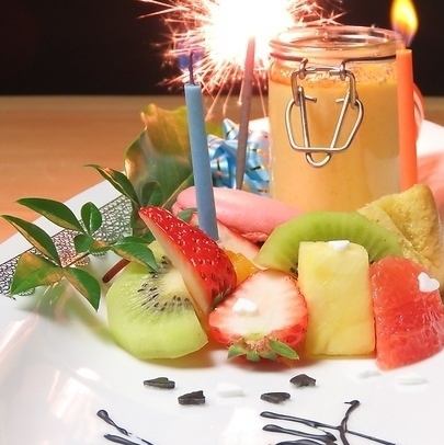 誕生日や記念日にデザートプレートをご用意しております