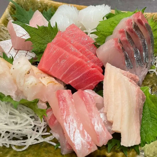 産地直送の新鮮な魚介料理を堪能