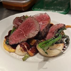 牛ハラミのステーキ(150g)~兵庫県産お野菜のロースト添え~