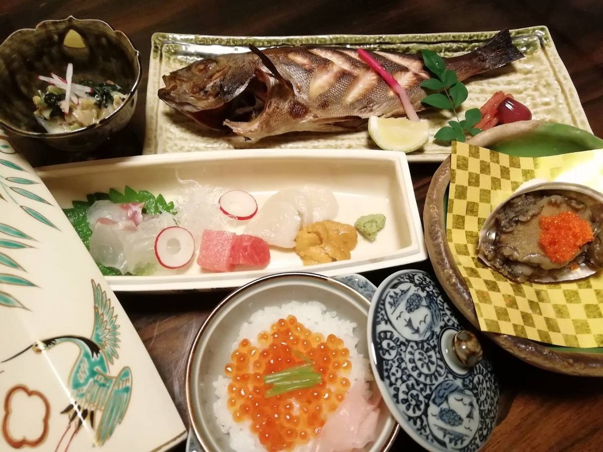 お客様の大切なひと時を彩ります。”京料理豊ふく”こだわりの料理でおもてなし◎