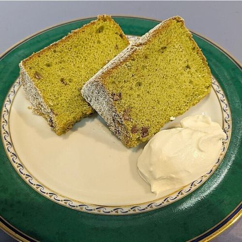 季節のシフォンケーキ(生クリーム付)