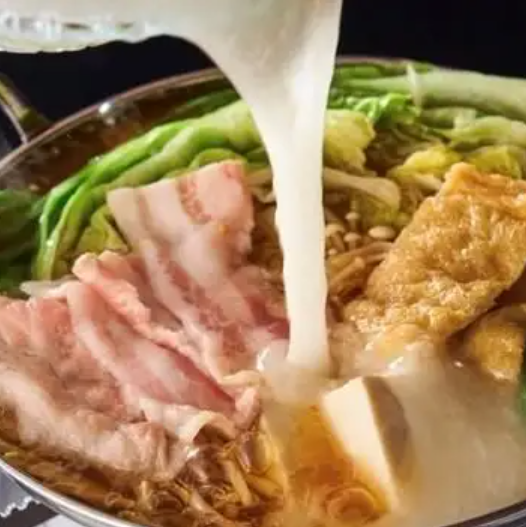 創業60年の味を堪能！選べる絶品ちゃんこ鍋と大分名物を楽しむ全10品の贅沢コース。宴会にも最適！