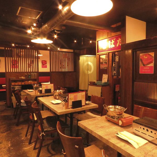 [Table] The store is bustling with lively staff every day! For private drinking parties and yakiniku in an open store, head to "Niku Sakabaya"! Kobe Tajima beef is served at a reasonable price! You can enjoy the snacks ♪ In addition, the ventilation is solid, so the hygiene measures are perfect ◎