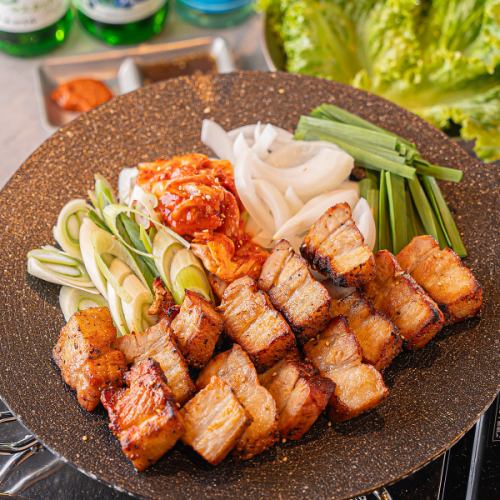 Charcoal-grilled Samgyeopsal (for 2 people)