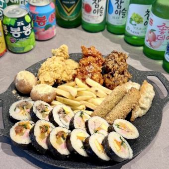 Limited time offer ◇Terrace seating only!! ◇Ipsemokbang set ◇11 varieties including chicken, kimbap and cheese balls