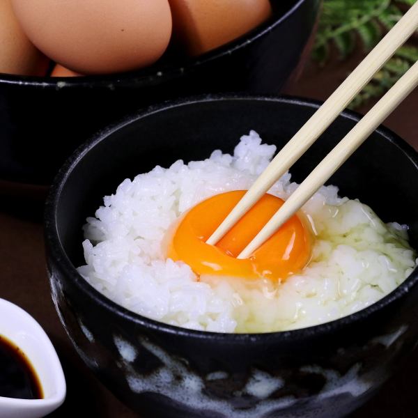 Rice is also recommended for high-quality meat ♪ Please also have a cup of 〆! 《Flat-reared chicken tamago kake gohan》