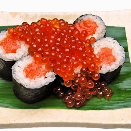 salmon roll spilled salmon roe