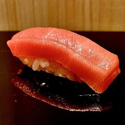 熟練の職人技が光る品々