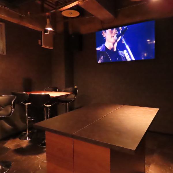 テーブル席×6席