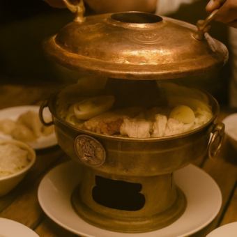 【8道菜套餐,3小時無限暢吃暢飲火鍋派對套餐,5000日圓→3980日圓】在日本體驗道地尼泊爾美食!