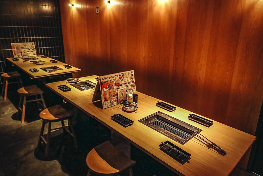 カジュアルなプライベート感も◎友人との飲み会や気軽な焼肉宴会、ご家族でのご利用にぴったりです！内装にもこだわったおしゃれな空間で素敵な一時をお過ごしいただけます！