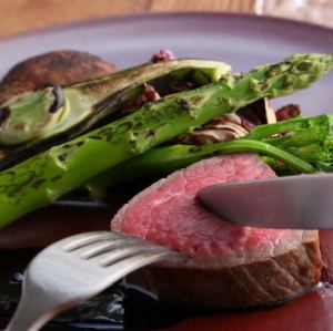 噛むごとに旨みがほとばしる！ 極上『なにわ黒牛のロースト 100g 新窯焼き』