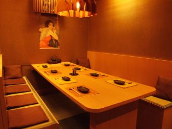 Equipped with table seats that can accommodate up to 8 people ♪ It is recommended to book in advance because it is crowded on weekends.Please feel free to contact us.